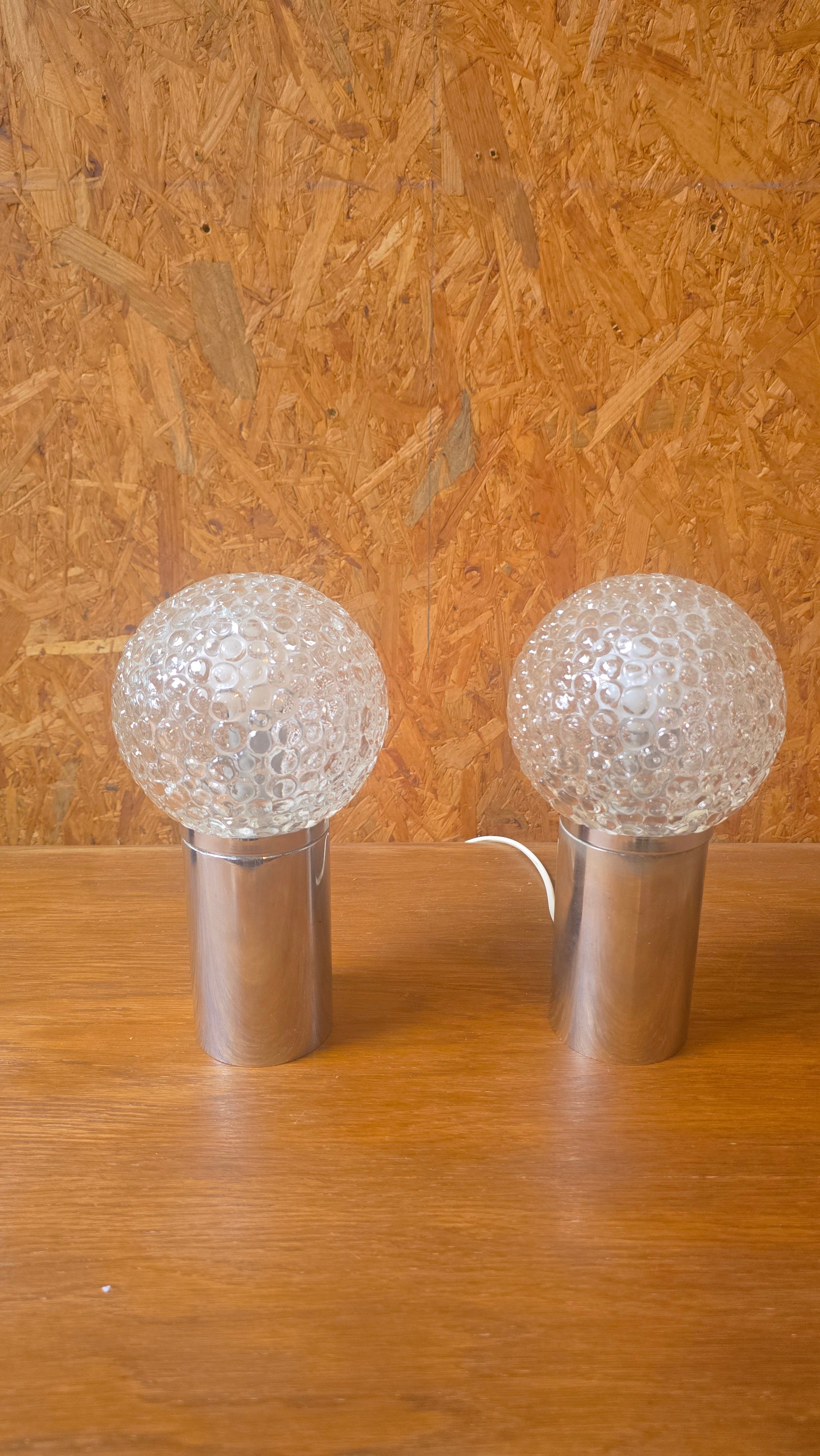 Paire de Lampes de Table « Space Age » en Chrome et Verre Bullé (Circa 1970)